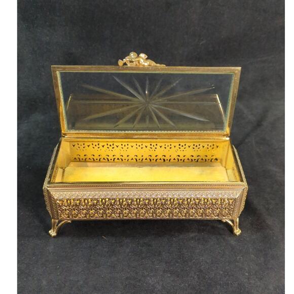 Vintage Gold Filigree Casket Jewelry Box Etched Starburst Hinged Lid Cherub - Picture 4 of 11